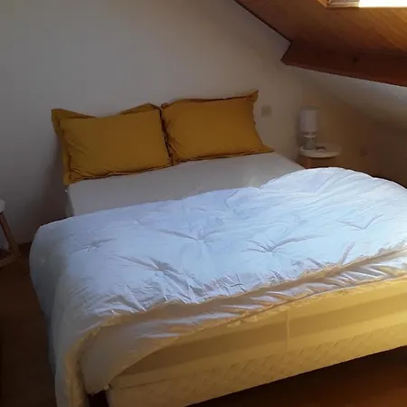 Joli Duplex Proche Commerces Et Mer-2
