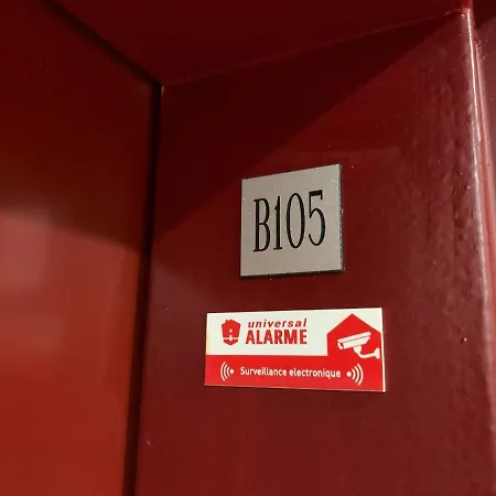 F2 rénové lumineux dans résidence avec balcon et parking-3