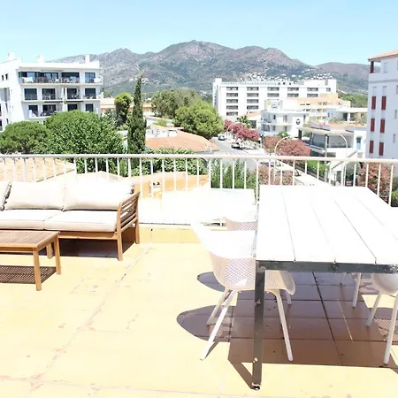 Beautiful Apartment, Sunny Terrace, Top Floor With Beach View-2