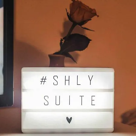 Shly Suite Et Spa-3