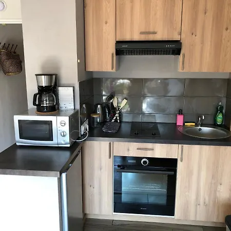 Appartement proche plage refait à neuf-3