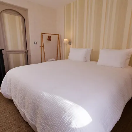 Appart'Hôtel Sainte Trinité-2