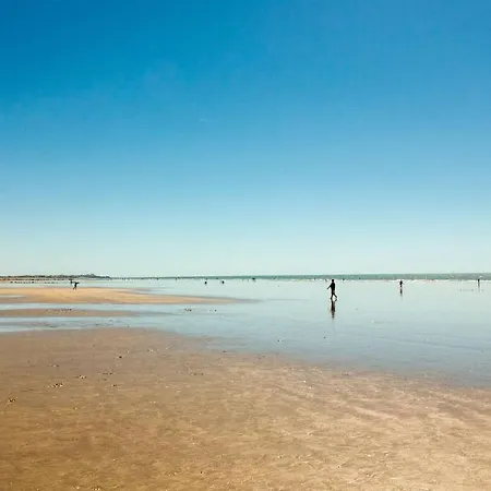 Charme Et Convivialite A 100M De La Mer-2