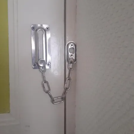 Chambre meublée au cœur de ville - chez l'habitant-3