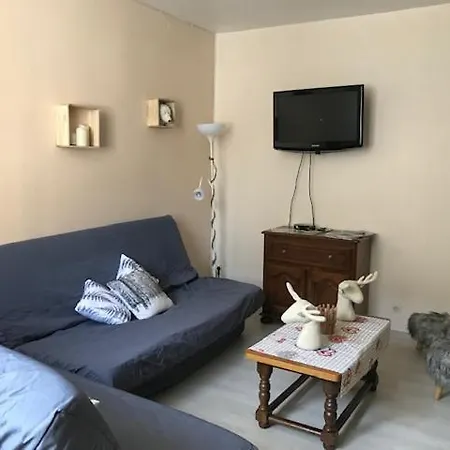 Appartement 4 - 6 Personnes Avec Wifi Centre La Bourboule-2