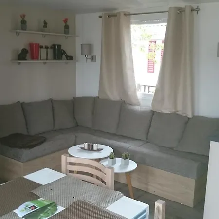 Mobilhome Neuf De 2020 Frejus , Chambres Spacieuses-2
