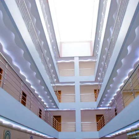 Hotel Platinum-2
