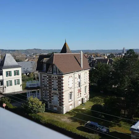 Appartement à Cabourg proche plage et casino, 4 personnes, parking privatif - FR-1-465-61-3
