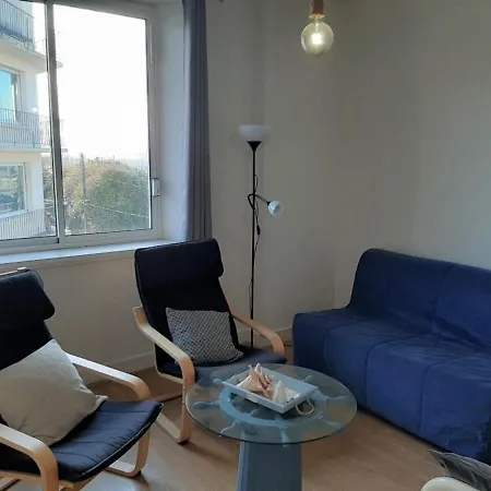 Appartement Lumineux A Hendaye Centre, 2 Chambres, Proche Commerces Et Gare, Wifi Inclus - Fr-1-239-490-3
