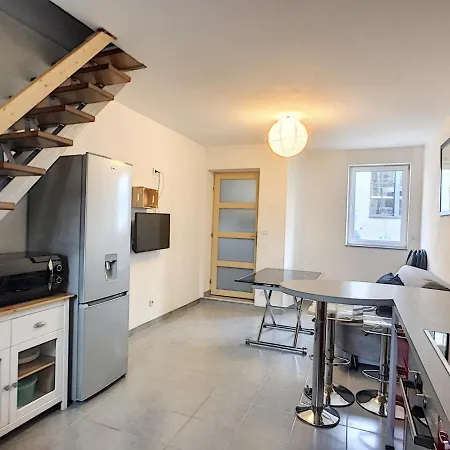 Maison De Ville En Triplex Avec Parking, Proche Plage Et Gare - Fr-1-361-349-3