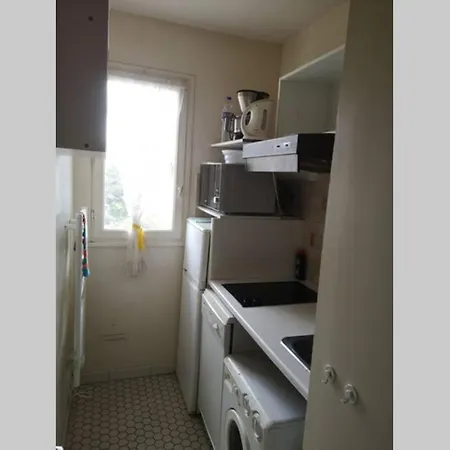 Appartement 2 personnes à 300m de la mer-3