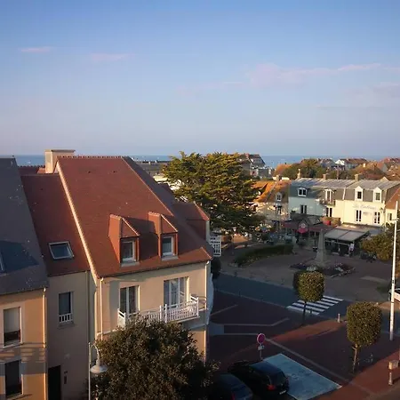 Studio vue mer 180° à 200 m de la plage en Normandie +parking-3