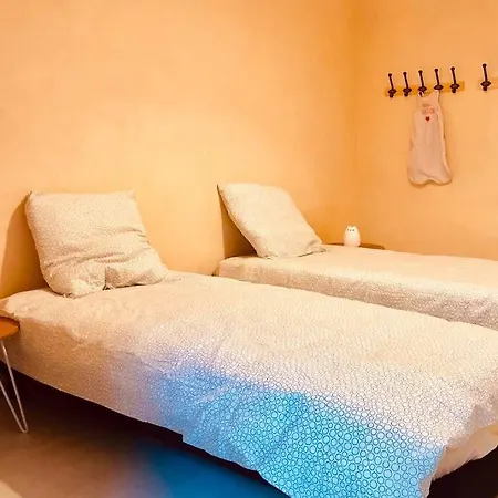 F3 - NEUF - 4/6 p - lits King size - Wifi - Cour-2