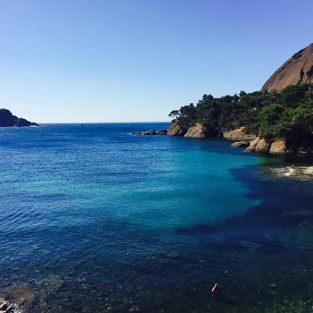 Duplex La Ciotat - superbe 85 m2 - 6 pers - 3 chambres - Climatisation - Vue mer et proche du vieux port La Ciotat-2
