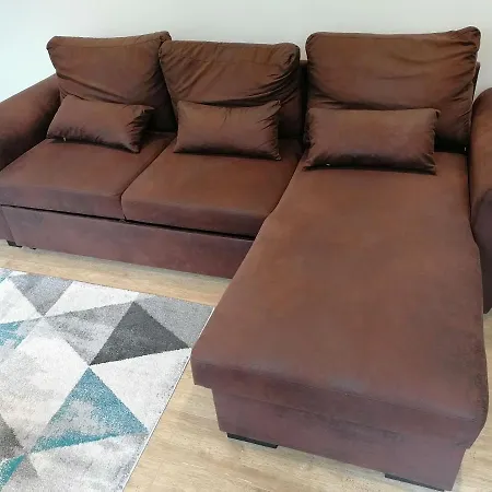 Villa des Roses - Appart T2, 32m2, RDC, vue sur jardin, Le chic-2