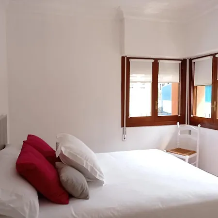 Easo Terrace Apartment Free Private Parking And Air Conditioning-3