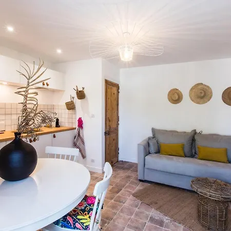 Les Apparts de Charly-Superbe duplex dans un hotel particulier, parking privé gratuit-3