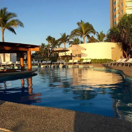 Luxury Apartment Mayan Lakes-3