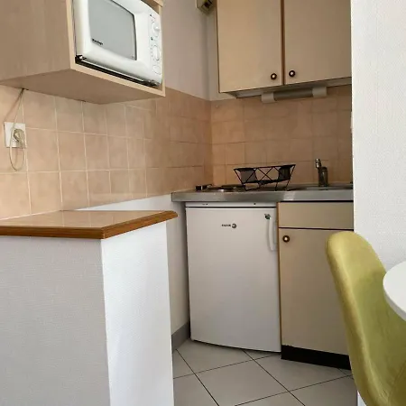 Appartement La Rochelle, 1 Piece, 2 Personnes - Fr-1-246-580-3