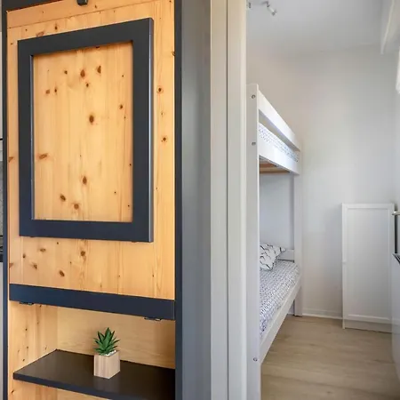 Appartement pour 2 adultes-2 enfants avec balcon-2
