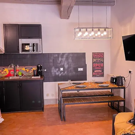 Appartements La Croix - Hyper Centre - Palais des Papes et Pont d'Avignon - WiFi-2