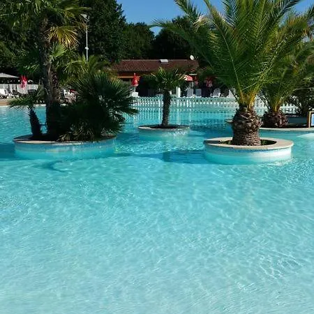 Maison 3 chambres wifi, jardin clos, piscine, tennis-2