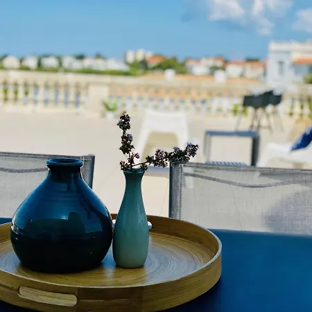 Appartement Avec Vue Mer A Pontaillac-2