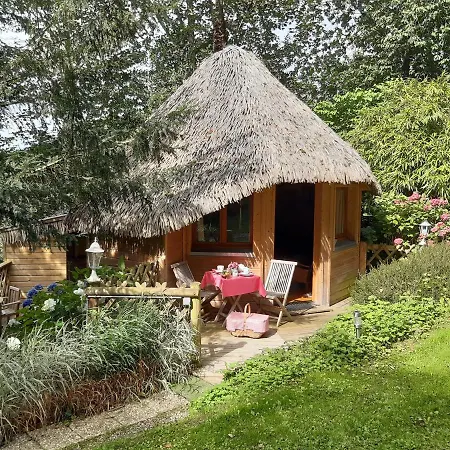 La Cabane De Cecile-La Hutte-3