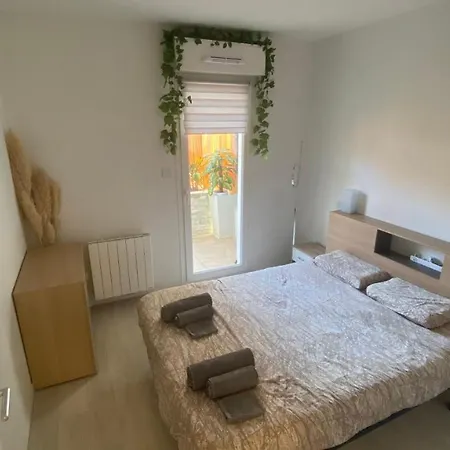 Appartement De Charme, Piscine, Proche Des Plages-3