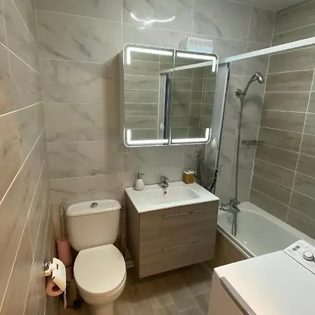 Appartement De Charme, Piscine, Proche Des Plages-2