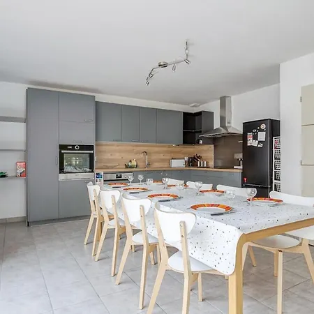 Vacances Pour 10 Personnes Tout A Pied !-2
