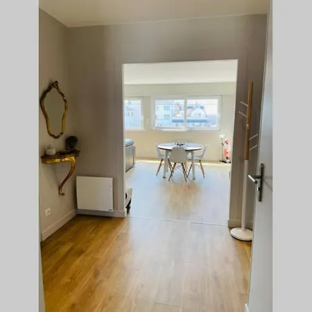 Appartement lumineux à 300m de la mer-3