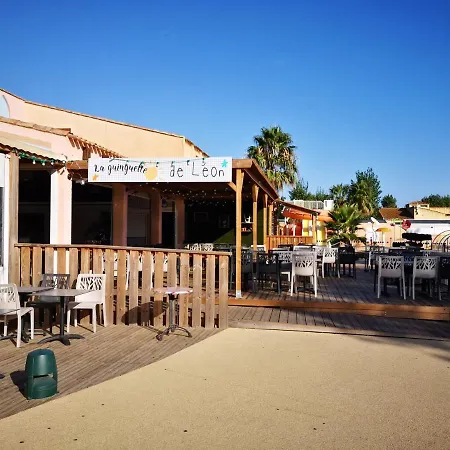 Mobil Home Sous Le Soleil Camping Les Sables Du Midi-2
