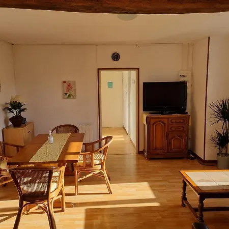 Pied A Terre Chaumont-2
