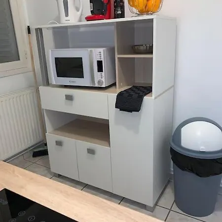 Appartement familiale et conviviale 2 chambres à Montlucon - 250m hopital-2