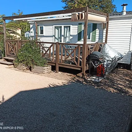 Mobile-Home-2