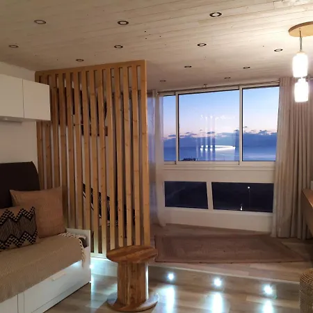 Magnifique Studio Face Mer avec Place Privative.-2
