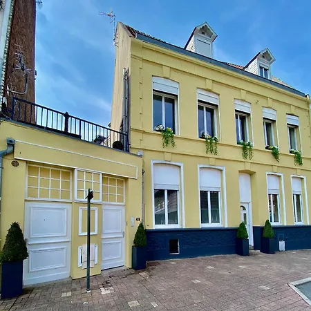 La Maison Sévigné - Appart Hôtel - N°1-2