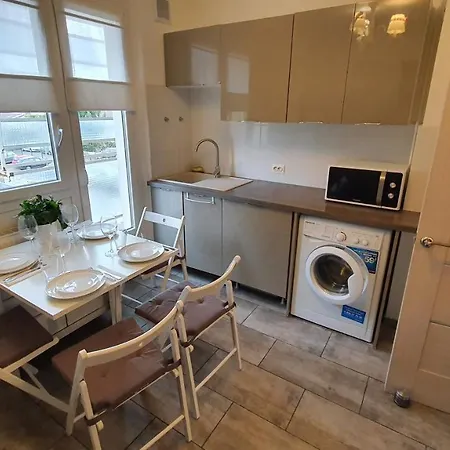Appartement Avec Parking Gratuit Proche De Village De Marque-3