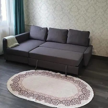 Appartement Avec Parking Gratuit Proche De Village De Marque-2
