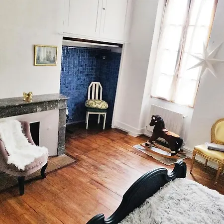 2 chambres 88m2 Extra centre historique Cahors vaste appartement convivial et cosy-3