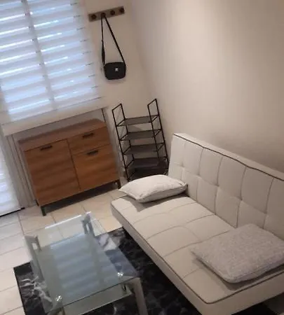 Très belle Appartement F1 bis-2