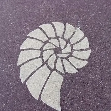 A La "Georgette" Et Son Jardin Avec Parking-2