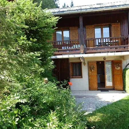 T2 cosy avec terrasse à Arêches pour 4 pers, proche pistes et navette - FR-1-342-213-2