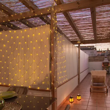 Patio Budget Studio 11-3