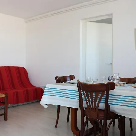 Studio Cabine 4 Pers, Plage Des Minimes, La Rochelle - Fr-1-246-541-3