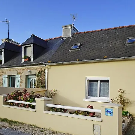 Cottage By Goelo Coast With Sea Views-3