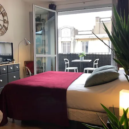 Studio avec balcon&parking gratuit - Tours Gare-2