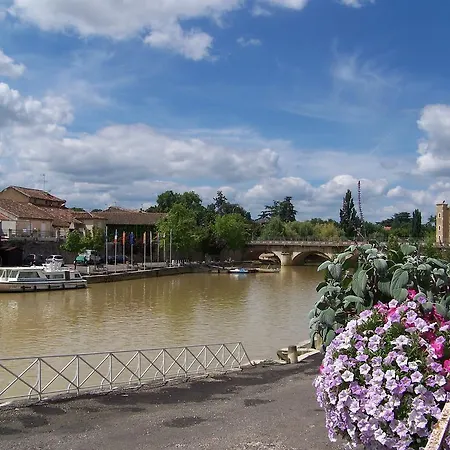 Les Trois Lys-3
