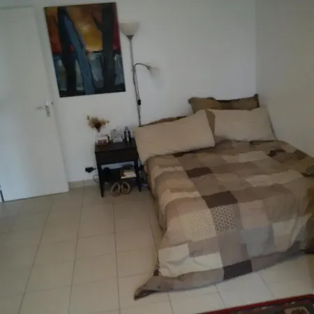 Appart 53 m2 en Rdc maison, jardin, à 50 m plage-3